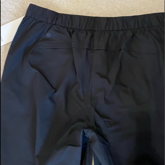 LululemonWarpstreme HR 7/8 jogger. - Picture 2 of 3
